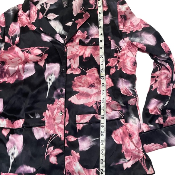 Victoria’s Secret 100% Mulberry Silk Satin Pajama Set – XS - Picture 8 of 11